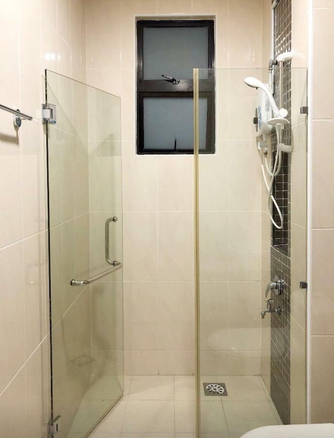 Johor Bahru Paradigm Leplatino Homestay エクステリア 写真