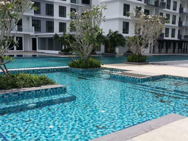 Johor Bahru Paradigm Leplatino Homestay エクステリア 写真